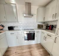 Modern 2 Bedroom 2 Bathroom City Apartment Free Parking - Chambres d’hôtes Newcastle-upon-Tyne