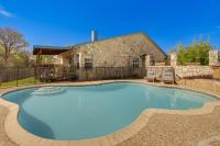 San Antonio Retreat w/ Fenced Pool, Near SeaWorld - Chambres d'hôtes San Antonio