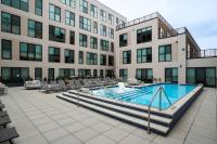 Spacious Apt in OTR 1 BR Oasis w/ Parking|Gym|Pool - B&B Cincinnati