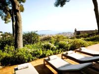 Villa "Pins d'Azur" Vue mer, Piscine et Jacuzzi - B&B Carqueiranne