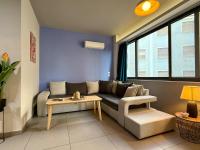 Spacious Apartment - Heart of Athens - B&B Atenas