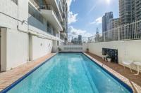 Pure Sunrise Oceanview 2BR Sub Penthouse wParking - B&B Gold Coast