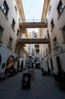 Castle View Old Town - Self Check-in - B&B Bratislava