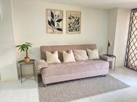 Apto 2Hab, 2Baños - San Fernando - Estadio - Bed and Breakfast Cali