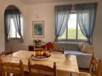 Villa Robinia, a 150m dalla spiaggia di San Lorenzo - B&B San Lorenzo