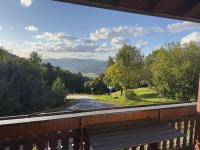 Moderne Apartments im Bayerischen Wald mit Bergblick, Balkon & großer Terrasse - B&B Schöfweg