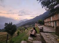 Chaukhamba Cradle - Bed and Breakfast Ukhimath