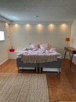 Cozy Chic Retreat near Stockholm - Ferienwohnung Håbo-Tibble