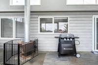 550m to Beach, SPA and Large Backyard , Sleep 9 - Ferienwohnung Ocean Grove