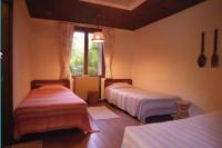 Chambre Triple avec Salle de Bains Commune