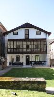 Casa Vizcaya, Casa rural para grupos de hasta 20 personas en Lanestosa, ideal para reuniones y celebraciones tranquilas - Chambres d'hôtes Lanestosa