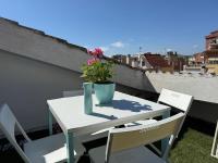 High Tech Smart Penthouse Terrace 10min Walk to Beach - B&B Blanes