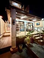 Beachfront house with private pool, Lobo Batangas - Ferienwohnung Lobo