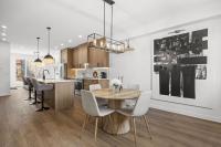 Stunning 3BR Luxury Home Downtown Views - Chambres d'hôtes Calgary