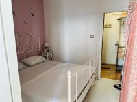 Appartamento con 2 Camere da Letto e Vista Mare 