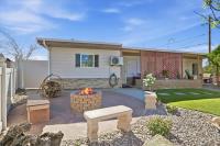 Modern 1BR Retreat with BBQ & Fire Pit - Near Downtown - B&B Las Vegas