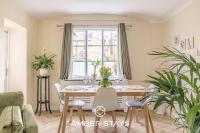 Cosy 3 Bed Cottage in Windsor, Perfect for Small Families & Couples, Sleeps 5 - Ferienwohnung Windsor