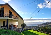 Gästezimmer mit Außenküche l Casa Vento Madeira - B&B Ribeira Brava