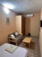 Studio meublé Aéroport cité SIPIM - B&B Abiyán