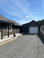 Family cabin, sunny terrace and amazing views - Chambres d'hôtes Voss