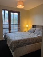 Courthouse View Penthouse 1 - Ferienwohnung Clifden