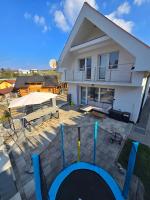 Dom pri jazere - B&B Kostolná Ves