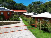 Boate Subterrânea, Beach Tennis & Bangalôs - Camareira e cozinheira incluso! - B&B Trancoso