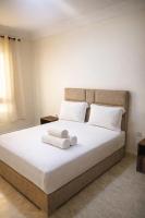 TNG 2BR 2bath with blcony-1min from train station-parking-clim - B&B Tangeri