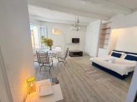 Appartements de Charme à Bormes les Mimosas Village médiéval ! - Ferienwohnung Bormes-les-Mimosas
