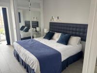 Blue Apartment - B&B Benalmádena