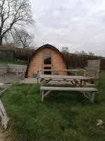 Castle View Glamping - 2 Cefn - Chambres d'hôtes Llandrindod Wells