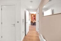 Stylish 2 Bed Apartment in Central Hemel, Parking - Bed and Breakfast Hemel Hempstead