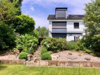Festspiel Haus Bayreuth 2 Schlafzimmer modern mit gemütlichem Garten für 2-4 Pers, 1,5km zum Stadtzentrum - Chambres d'hôtes Bayreuth