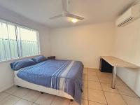 9 37 St Francis Dr Neat 1BR AC Parking - Bed and Breakfast Moranbah