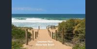 Swim, Golf and sip wine with a view! - Chambres d'hôtes Mona Vale