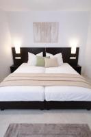 One-Bedroom Deluxe Apartment