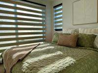 Sunny, Stylish & Private Parking - Two Bedroom Townhouse Near One NZ - Chambres d'hôtes Christchurch