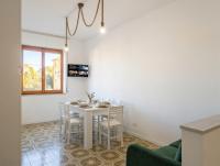 150m from the Sea - AC WiFi Balcony Sleeps 6 - B&B Grottammare