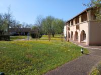 Maison, proche parking, piscine chauffée, en résidence, 4 ou 5 pers, RDC, lac, nature et pêche - Chambres d'hôtes Monflanquin
