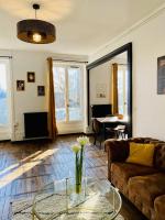 Le Square : Châteaux-Beauval-Arrivée auto-Netflix - B&B Romorantin-Lanthenay