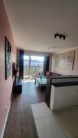 Apartament Rzeczańska Poznań, 50m2, dwie sypialnie z salonem i aneksem kuchennym, balkon, parking podziemny, czwarte piętro, winda, nowy blok - Chambres d'hôtes Poznan