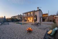Villa Lumina Divina with Heated Pool near Porec - B&B Prhati
