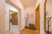 LeHaStays - Apartment Buckau 15 I 2 Zimmer I voll ausgestattete Küche I Balkon I Smart TV - Chambres d'hôtes Magdebourg