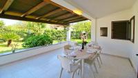 Villa Caterina a pochi passi dalla spiaggia con 3 Camere e Giardino Privato - Chambres d'hôtes Costa Rei