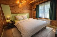 Durbuy, Serenae Chalet, Sauna, PRM, garage pour vélos et motos - Chambres d'hôtes Durbuy