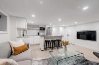 Cozy 2BR Basement Suite in Leslieville - Ferienwohnung Toronto