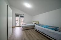 Super Vila - B&B Jajinci