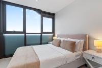 Stunning 2 Bedroom Retreat with Rooftop Pool - Ferienwohnung Brisbane