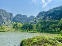 King Room with Mountain View