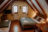 Quadruple Room with Private Bathroom